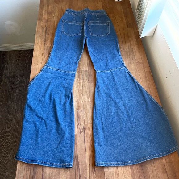 Free People Bell Bottoms, new, never worn. - Picture 12 of 13
